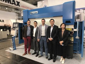Ang Accurl miapil sa Hannover International Machine Tool Exhibition sa Germany niadtong 2017